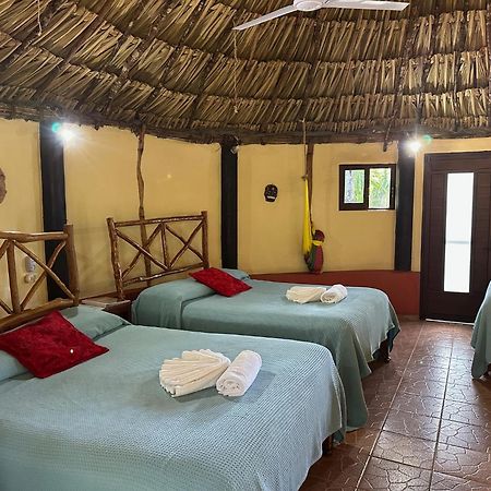 The Pickled Onion B&B And Restaurant Uxmal Santa Elena Bagian luar foto