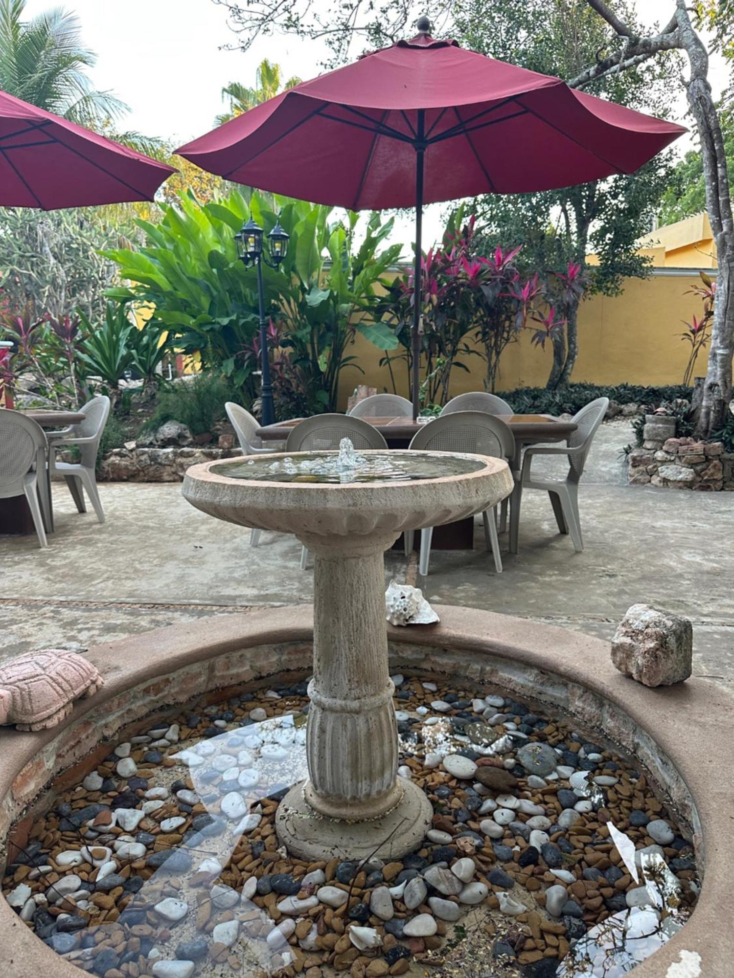 The Pickled Onion B&B And Restaurant Uxmal Santa Elena Bagian luar foto
