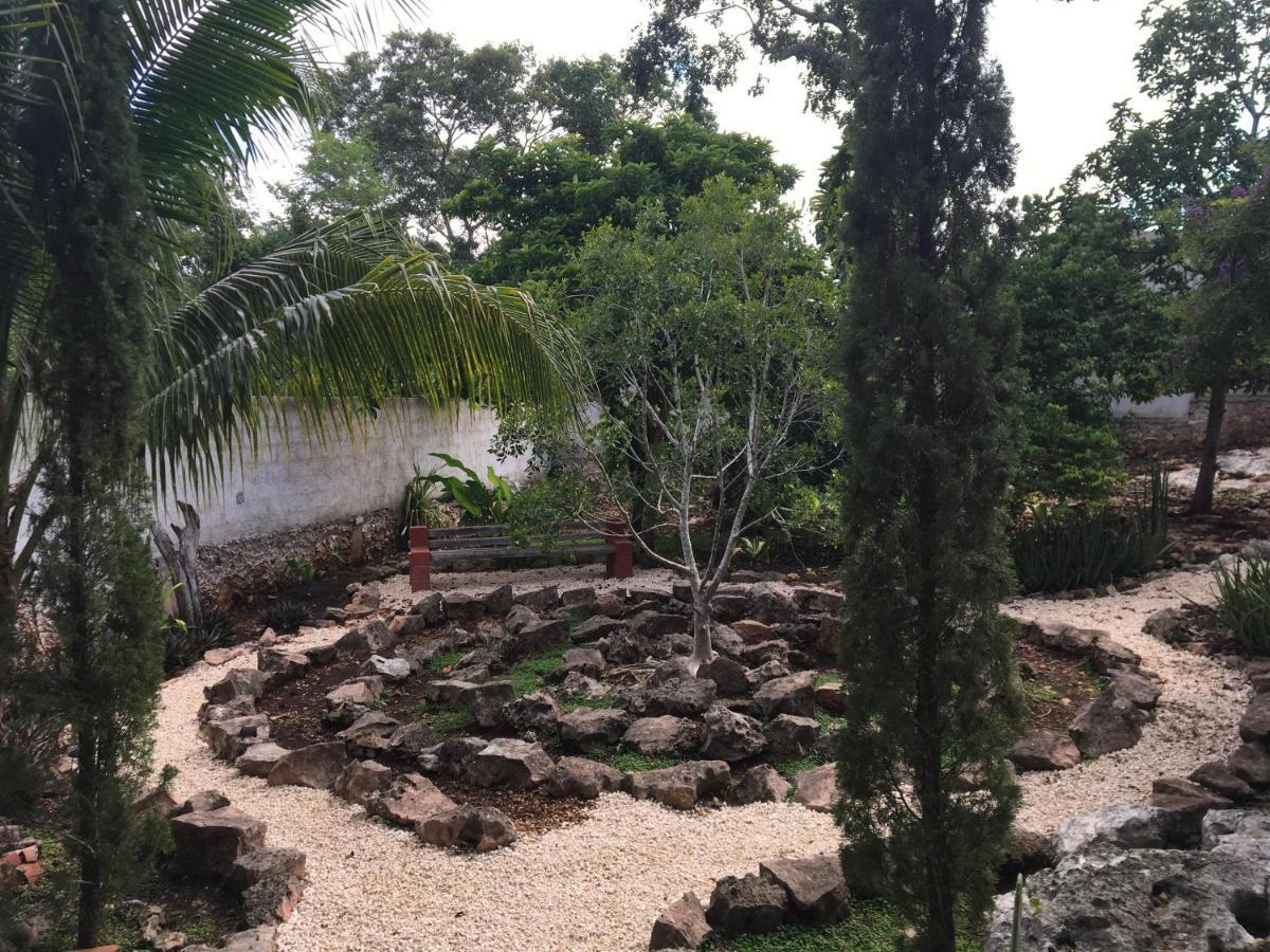 The Pickled Onion B&B And Restaurant Uxmal Santa Elena Bagian luar foto