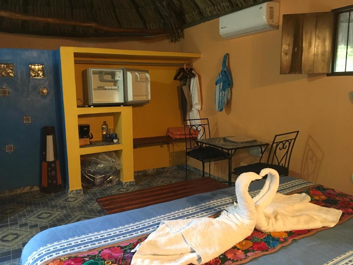 The Pickled Onion B&B And Restaurant Uxmal Santa Elena Bagian luar foto