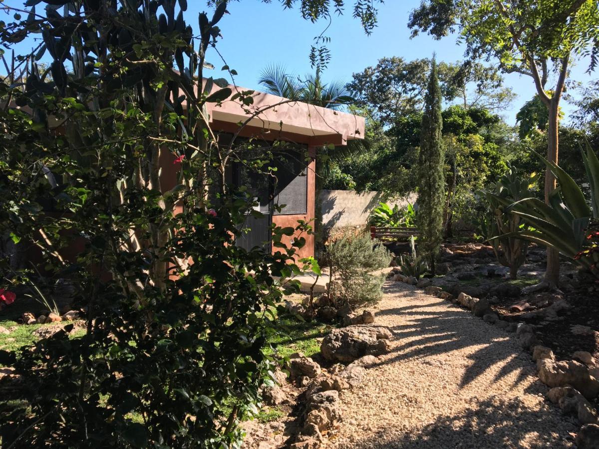 The Pickled Onion B&B And Restaurant Uxmal Santa Elena Bagian luar foto
